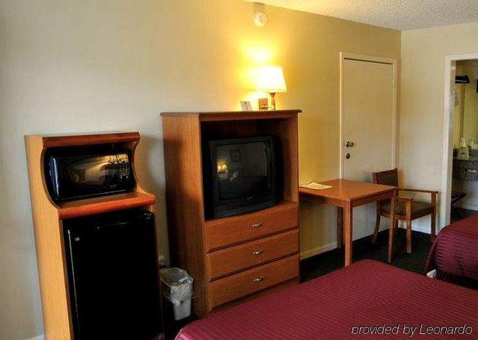 The Winnfield Lodge Экстерьер фото