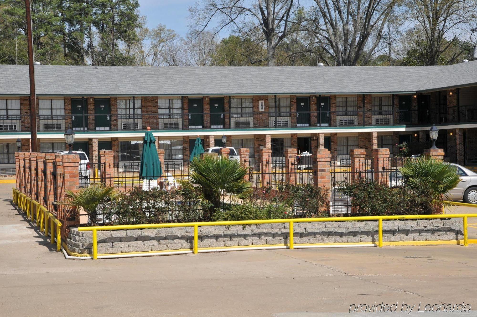 The Winnfield Lodge Экстерьер фото